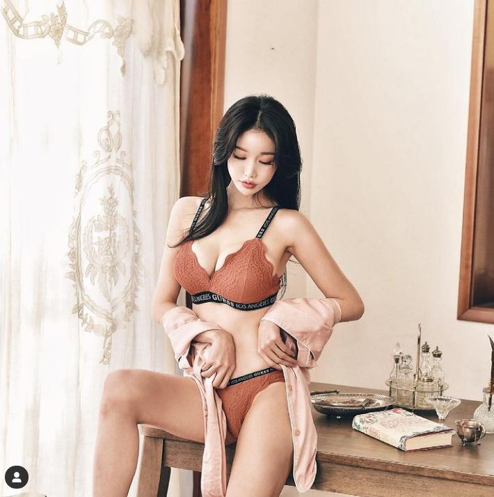 
레이싱모델 김지후 언니~
