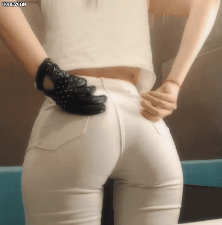 
뒷배경 좋네요
