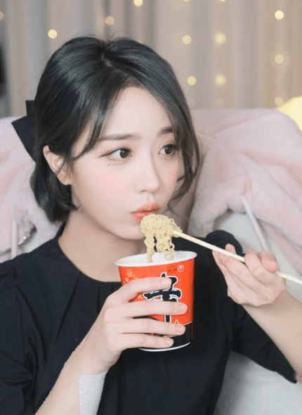 오빠 라면먹고 갈래요?