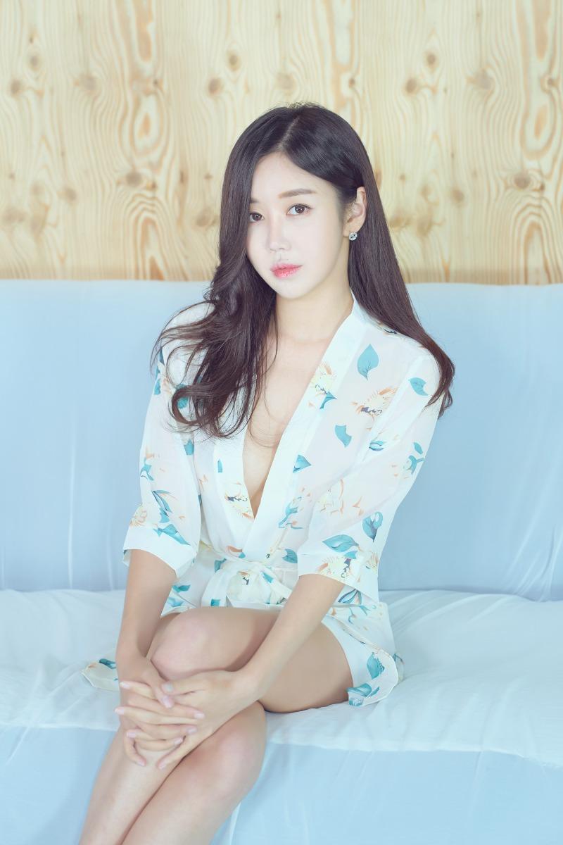 
누구 닮은거 같은데...
