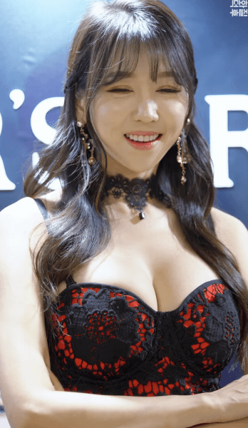 
레이싱모델 미소
