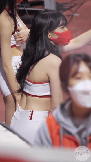 
치어리더 김나라
