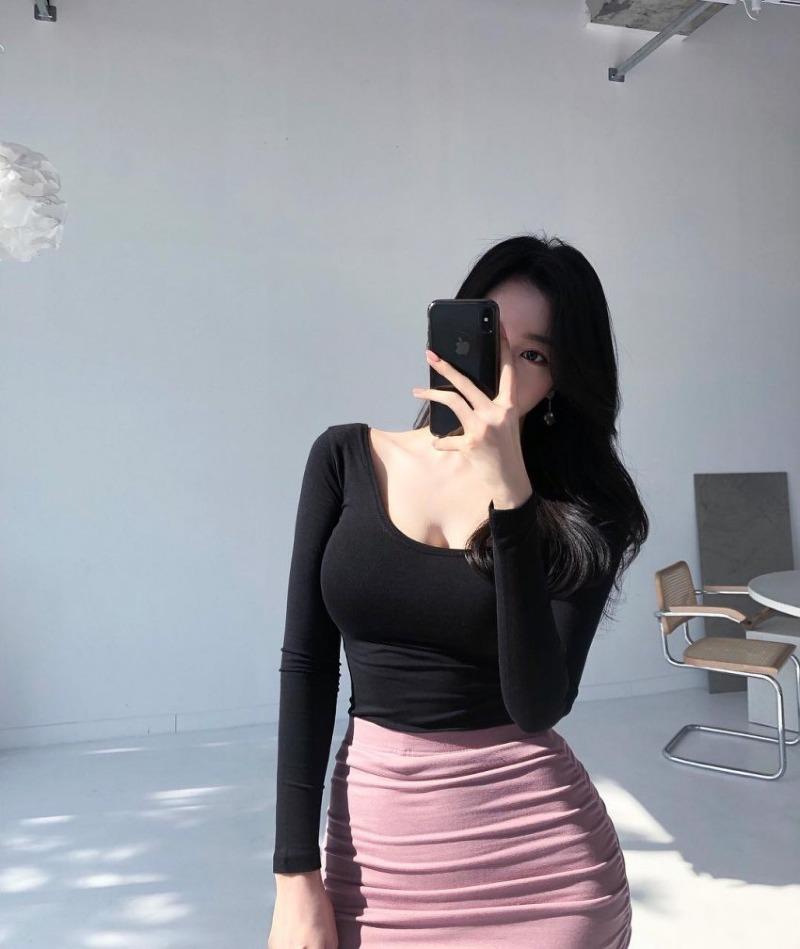 
이눈나 은근 좋지 않냐
