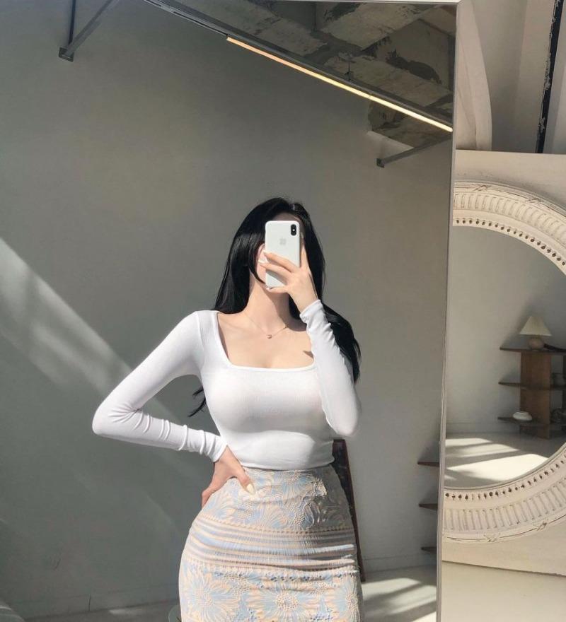 
이눈나 은근 좋지 않냐
