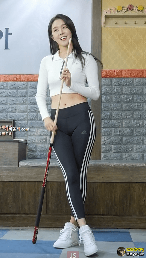 
당구녀+_+/
