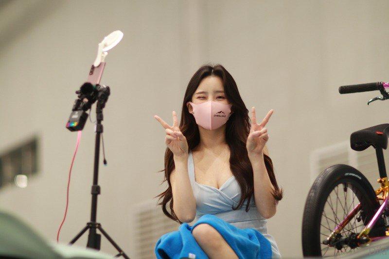 
즐감 하세요
