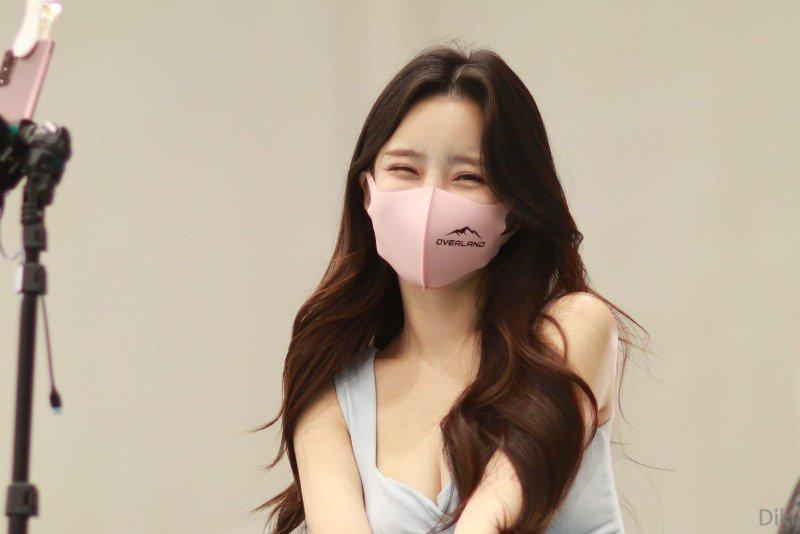 
즐감 하세요
