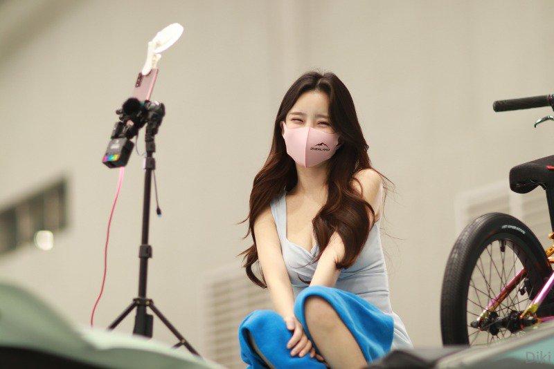 
즐감 하세요
