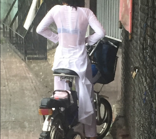 
즐감 하세요
