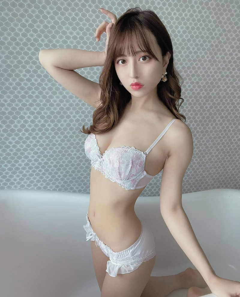 
젖같은 월요일 오전...
