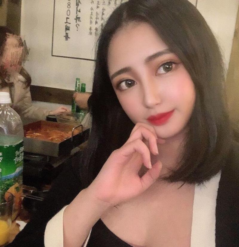 
래일이면 불금인데 누구랑노니~~~
