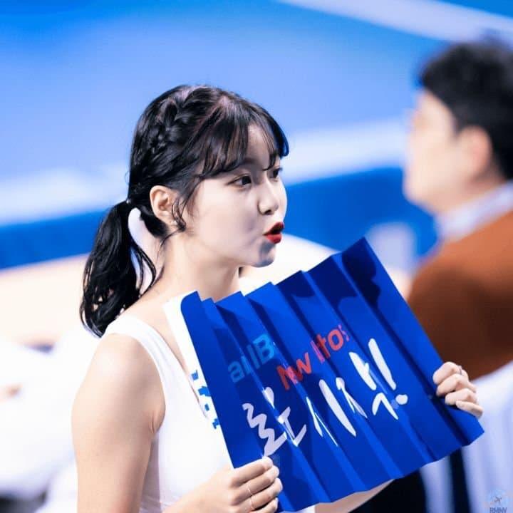 
치어리더
