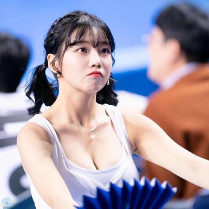 
치어리더
