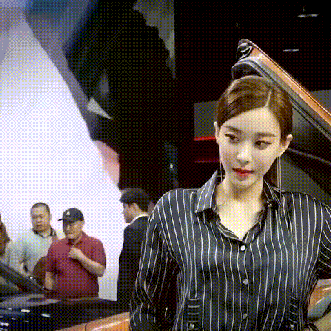 
승무원 출신 모델 누나.jpgif
