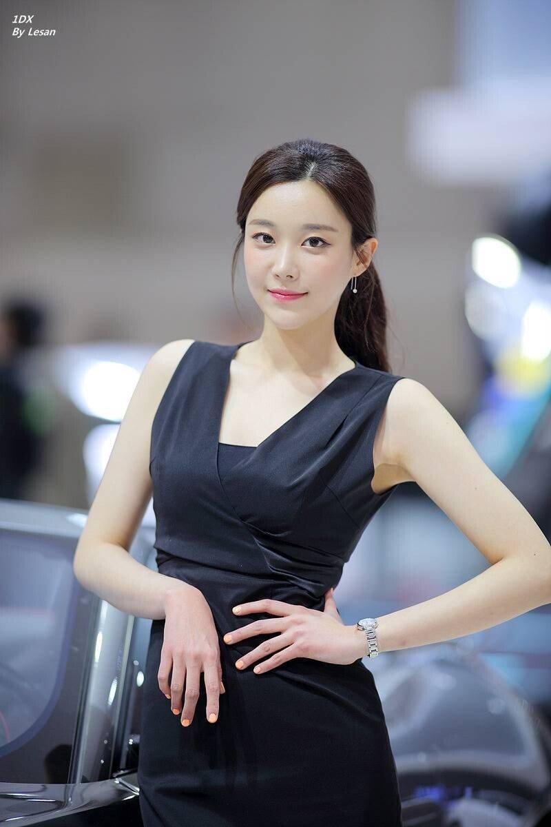 
승무원 출신 모델 누나.jpgif
